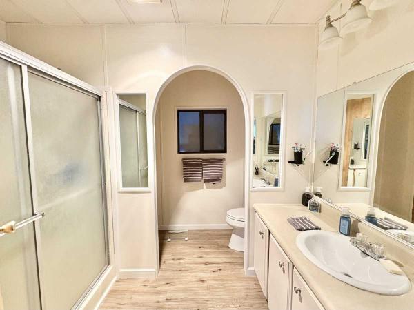 1984 CAVCO FALLBROOK Mobile Home