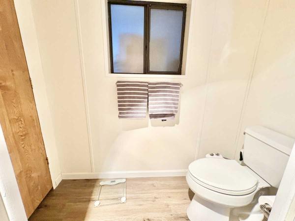 1984 CAVCO FALLBROOK Mobile Home