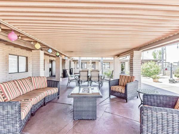 1984 CAVCO FALLBROOK Mobile Home