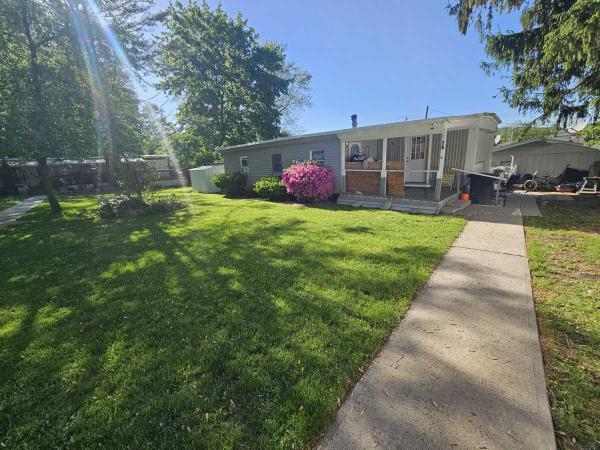 Hillcrest Mobile Home For Sale