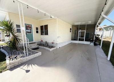 Photo 5 of 37 of home located at 7349 Ulmerton Rd. Largo, FL 33771