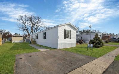 Mobile Home at 1330 Hanover Rd, Delaware, Oh 43015, Usa - Lot 206 Delaware, OH 43015