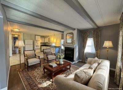 Photo 5 of 14 of home located at 151 Pinedale Dr Saint Charles, MO 63301