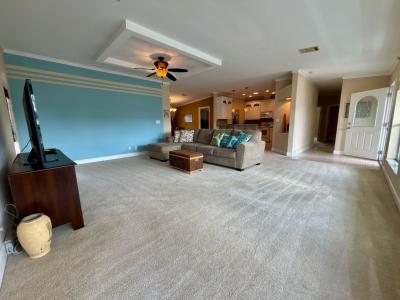 Photo 5 of 34 of home located at 3922 Dockers Dr Ruskin, FL 33570