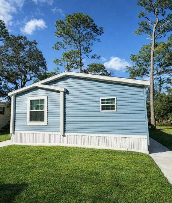 Photo 1 of 2 of home located at 17 Dottie St Apopka, FL 32712