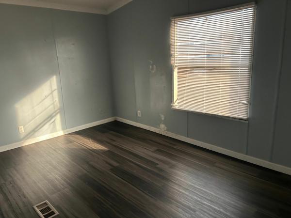 2004 FLEETWOOD FESTIVAL Mobile Home