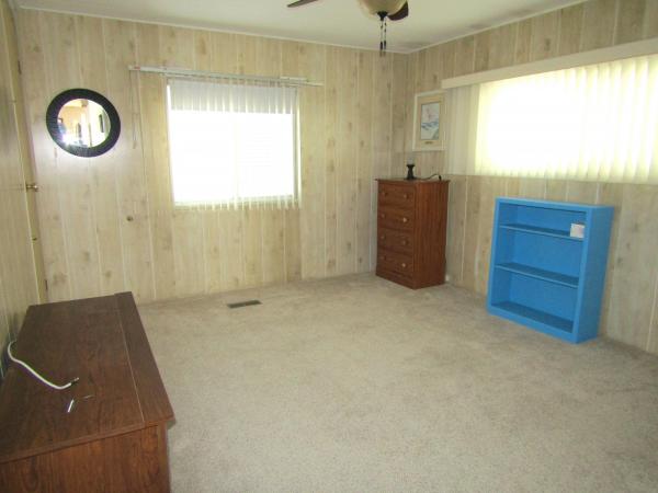 1980 Homes of Merit Twin Manor Mobile Home