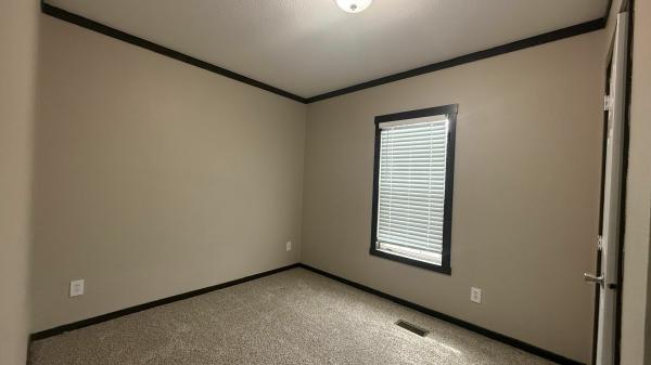 2016 Clayton Homes Inc Manor Hill Mobile Home