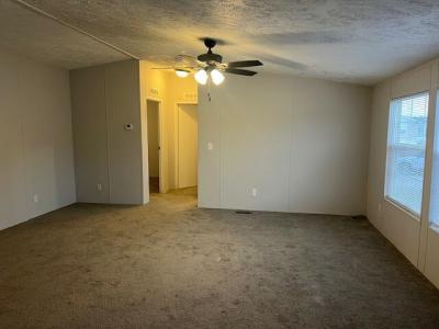 Photo 2 of 13 of home located at 45 North Bay Court Batavia, OH 45103