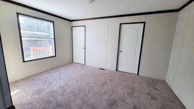 Photo 5 of 11 of home located at 371 Utah Court Belleville, MI 48111