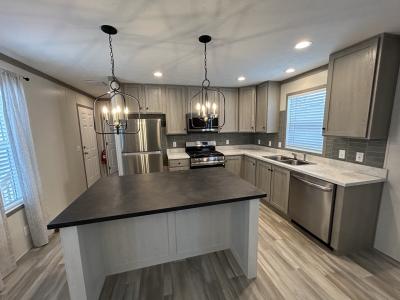 Mobile Home at 701 Hawaii Belleville, MI 48111