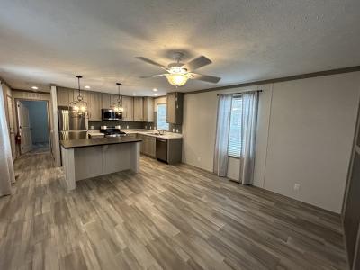 Photo 2 of 11 of home located at 701 Hawaii Belleville, MI 48111