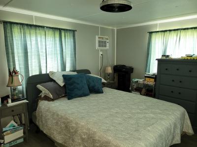 Photo 5 of 18 of home located at 2 Fern Ave Palmetto, FL 34221