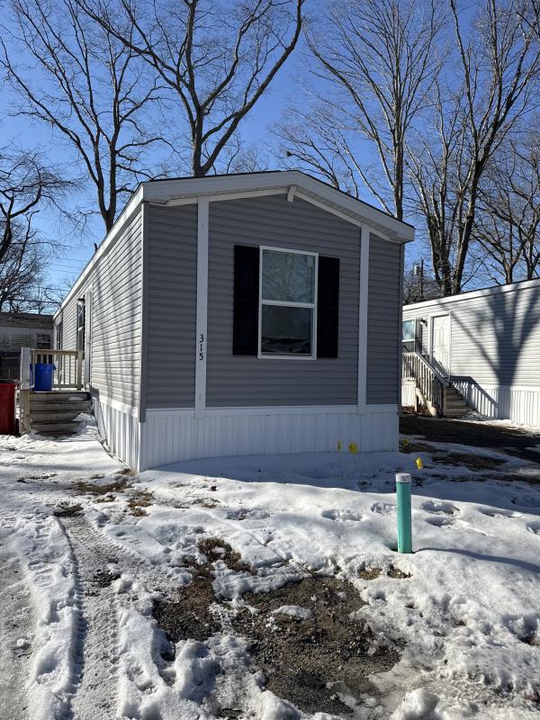 Photo 1 of 2 of home located at 2501 Tilton Road Lot 315 Egg Harbor Township, NJ 08234