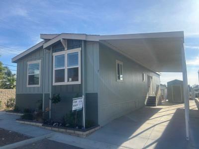 Photo 2 of 28 of home located at 3444 W Center Street #7 Riverside, CA 92501