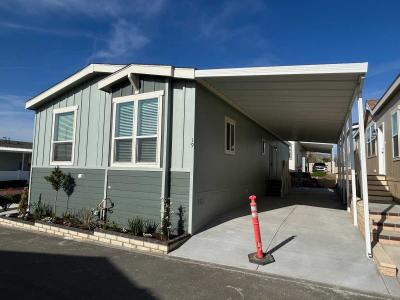 Photo 2 of 28 of home located at 3444 W Center Street #19 Riverside, CA 92501