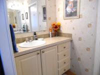 2005 Homes of Merit T16865 Mobile Home