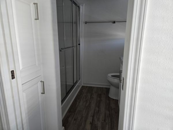 2023 Skyline LE 2100 (20.2x 34.8) Mobile Home