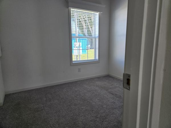 2023 Skyline LE 2100 (20.2x 34.8) Mobile Home