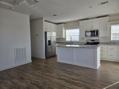 Photo 5 of 6 of home located at 11050 Bluebird Dr Dade City, FL 33525