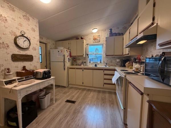 1987 Fleetwood Mobile Home