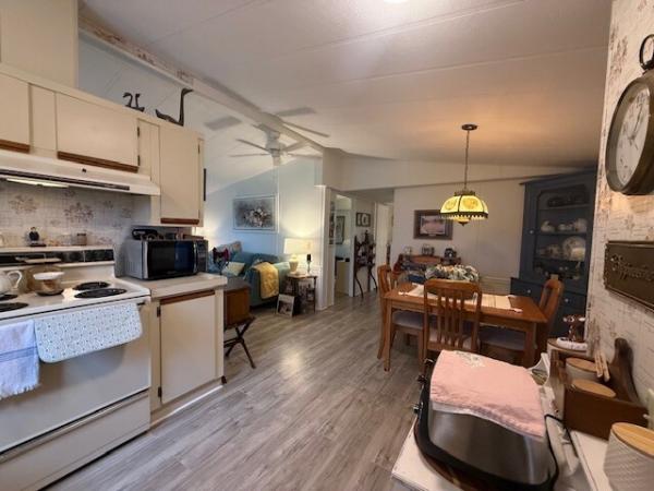 1987 Fleetwood Mobile Home