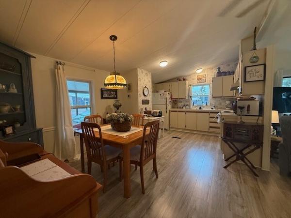 1987 Fleetwood Mobile Home