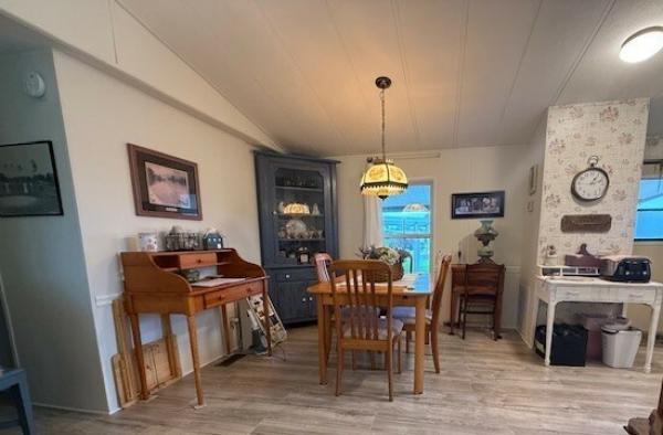 1987 Fleetwood Mobile Home