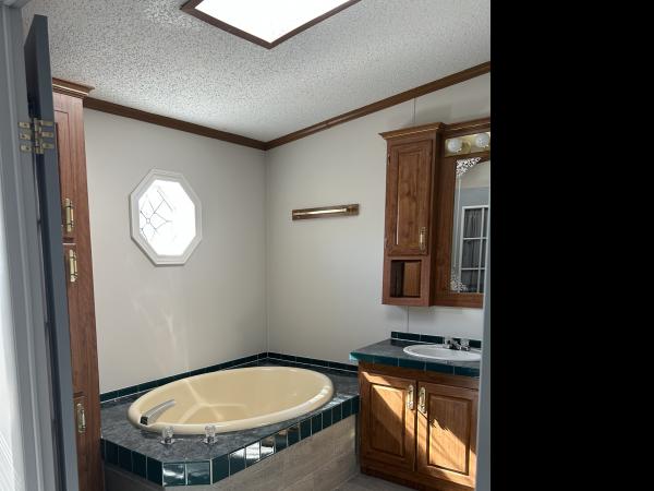 1995 Palm Harbor PH320H9622703AB1995 Mobile Home