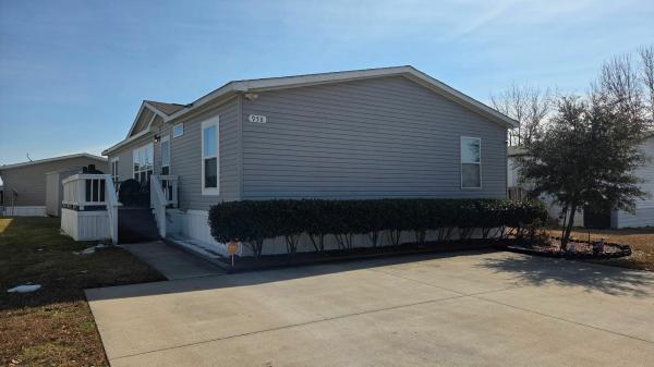 Photo 1 of 2 of home located at 958 Winning Colors Drive Lot Wc958 Wilmer, TX 75172