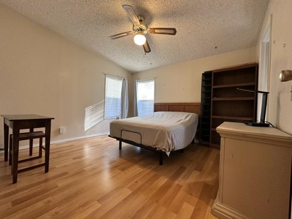 1990 Fleetwood 33B12977 Mobile Home