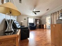 1990 Fleetwood 33B12977 Mobile Home