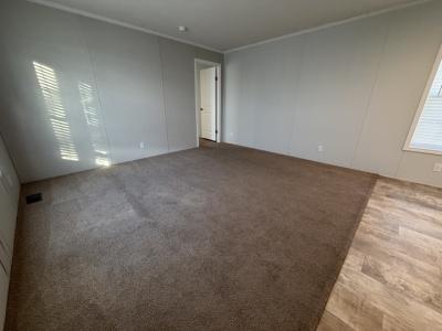 Photo 3 of 25 of home located at 15811 Villaire #643 Clinton Township, MI 48038