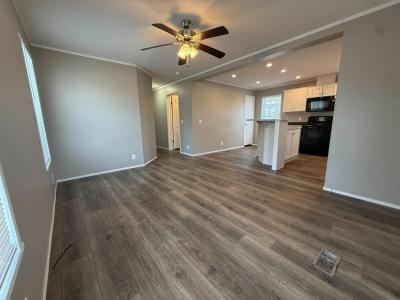 Photo 3 of 26 of home located at 71601 Juliet Court #204 Romeo, MI 48065