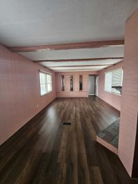 1979 Parkwood Manufactured Home