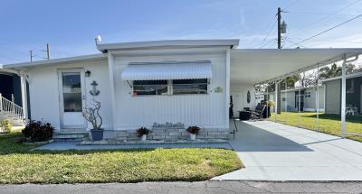 Mobile Home at 4407 Calm Harbor St. Bradenton, FL 34207