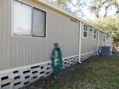 Photo 5 of 36 of home located at 3822 Oakcrest Lane Zephyrhills, FL 33541