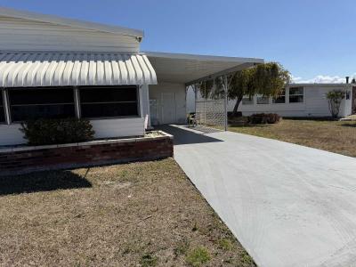 Photo 4 of 8 of home located at 231 Cavillier Ct North Fort Myers, FL 33917