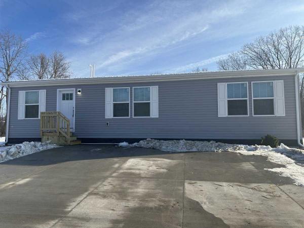 Photo 1 of 2 of home located at 3787 Shoreham Street Jackson, MI 49201