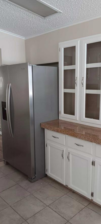 Photo 5 of 18 of home located at 9717 Asbury Dr Parrish, FL 34219