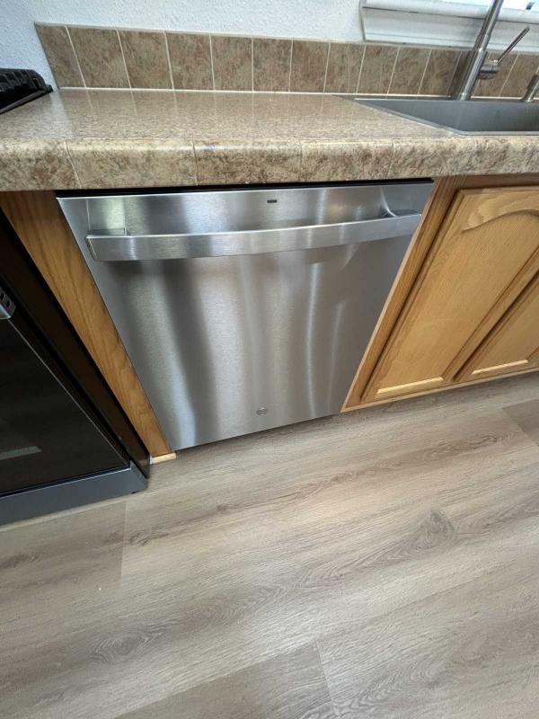 2006 Champion R3603B Manufactured Home