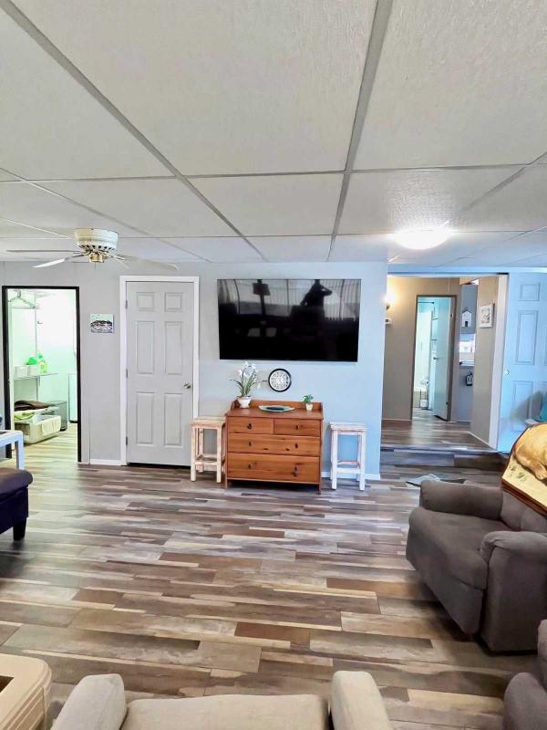 1986 Casa Vista PM Mobile Home