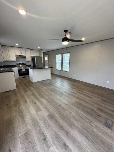 Photo 2 of 8 of home located at 18 Yucca Dr., Austin, TX 78744