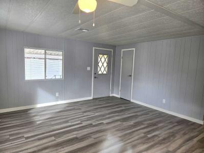 Photo 5 of 25 of home located at 17847 N. 17th St. #39 Phoenix, AZ 85022