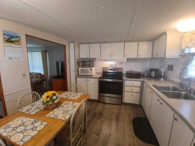 Photo 3 of 8 of home located at 9100 Sr 78 W, Lot 37 Okeechobee, FL 34974