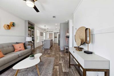 Photo 4 of 12 of home located at 154 Corbans Way Avon Park, FL 33825