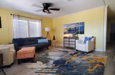 Photo 4 of 9 of home located at 253 Oak Street SW Labelle, FL 33935