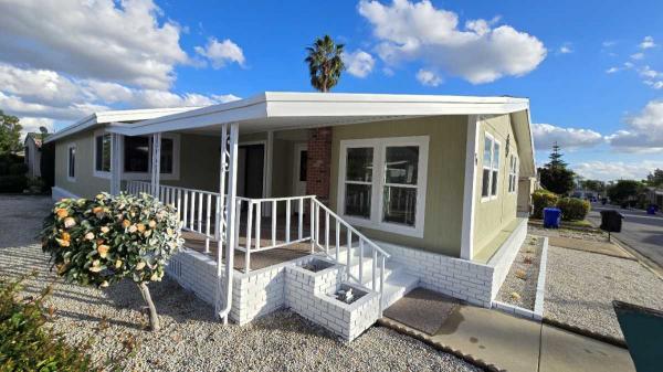 Photo 1 of 2 of home located at 929 E Foothill Blvd Spc 74 Upland, CA 91786