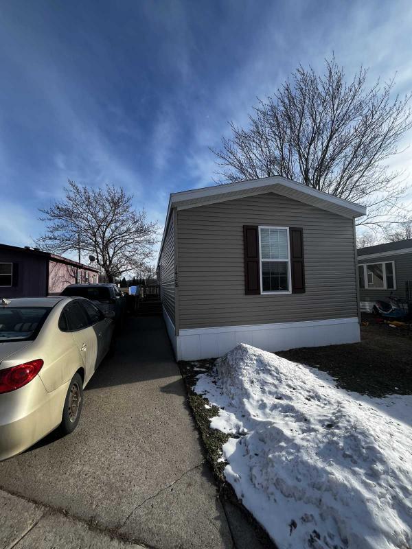 2022  Mobile Home For Sale