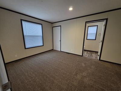 Photo 4 of 9 of home located at 310 Black Oak Court Flint, MI 48506